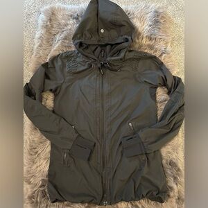 Lululemon sz 6 zip up jacket hooded black w/thumbholes